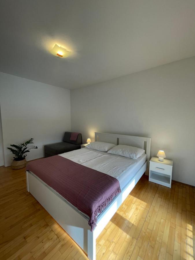 Stella Apartment *